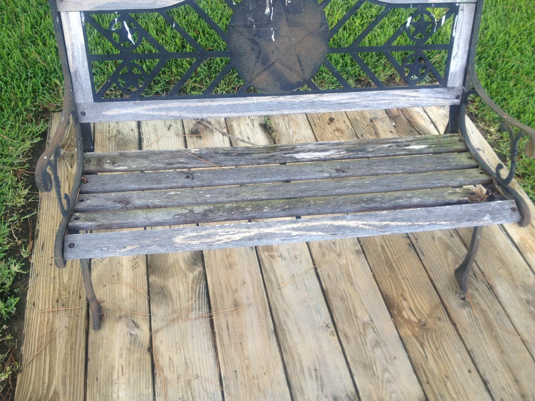 Outdoor Bench Restoration - Before